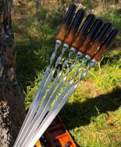 Шампур з дерев'яною ручкою