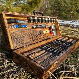 Набір шампурів у дерев'яному кейсі з 21 предметів
