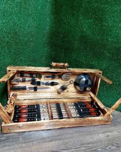 Набір шампурів в дерев'яному кейсі з 28 предметів