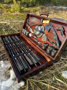 Набір шампурів у дерев'яному кейсі з 65 предметів