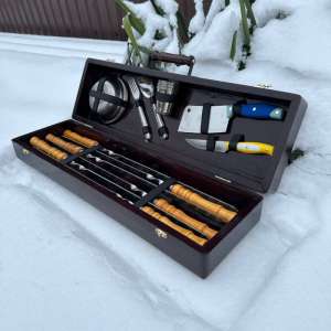 Набір шампурів у дерев'яному кейсі з 32 предметів