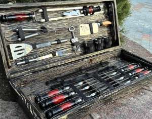 Набір шампурів в дерев'яному кейсі з 20 предметів