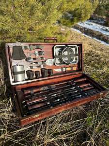 Набір шампурів у дерев'яному кейсі з 44 предметів