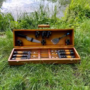 Набір шампурів у дерев'яному кейсі з 14 предметів