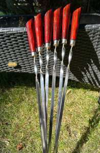 Шампур з дерев'яною ручкою