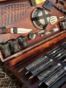 Набір шампурів у дерев'яному кейсі з 65 предметів