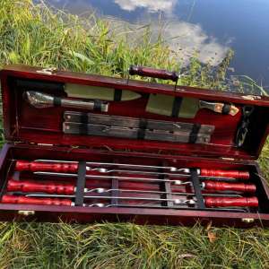 Набір шампурів у дерев'яному кейсі з 11 предметів