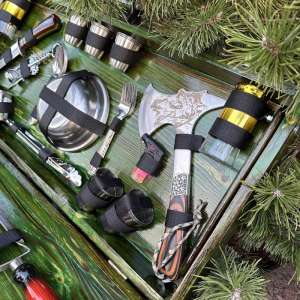 Набір шампурів у дерев'яному кейсі з 45 предметів