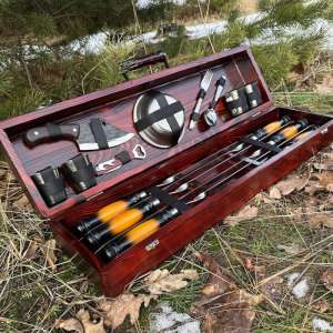 Набір шампурів у дерев'яному кейсі з 37 предметів