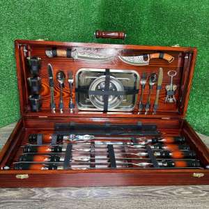 Набір шампурів у дерев'яному кейсі з 38 предметів