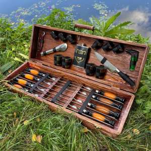 Набір шампурів у дерев'яному кейсі з 28 предметів