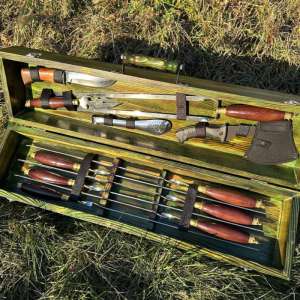 Набір шампурів "Кабан" у дерев'яному кейсі з 11 предметів