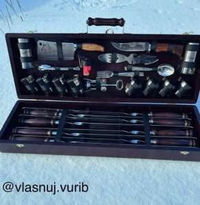 Набір шампурів у дерев'яному кейсі з 48 предметів