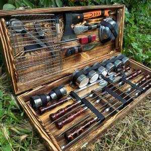 Набір шампурів у дерев'яному кейсі з 43 предметів