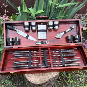 Набір шампурів у дерев'яному кейсі з 20 предметів