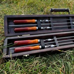 Набір шампурів у дерев'яному кейсі з 6 предметів