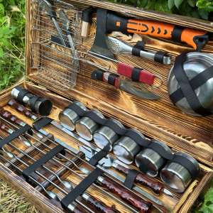 Набір шампурів у дерев'яному кейсі з 43 предметів