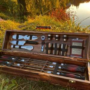 Набір шампурів у дерев'яному кейсі з 23 предметів