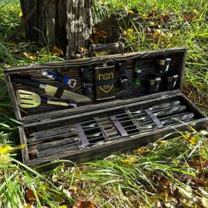 Набір шампурів у дерев'яному кейсі з 22 предметів