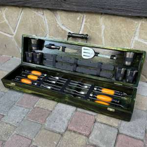 Набір шампурів у дерев'яному кейсі з 11 предметів