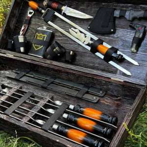 Набір шампурів у дерев'яному кейсі з 26 предметів