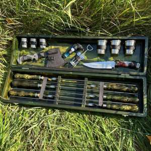 Набір шампурів у дерев'яному кейсі з 22 предметів