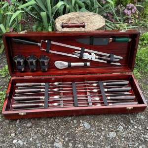 Набір шампурів у дерев'яному кейсі з 20 предметів