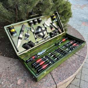 Набір шампурів у дерев'яному кейсі з 45 предметів