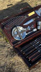 Набір шампурів у дерев'яному кейсі з 44 предметів