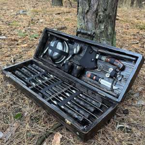 Набір шампурів у дерев'яному кейсі з 43 предметів