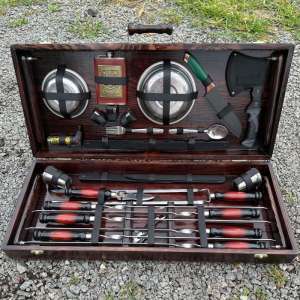 Набір шампурів у дерев'яному кейсі з 50 предметів