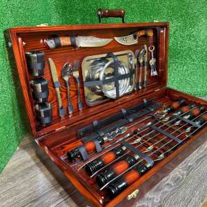 Набір шампурів у дерев'яному кейсі з 38 предметів